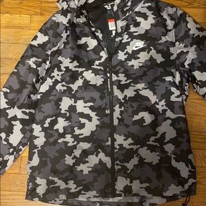 Nike Windbreaker *New*